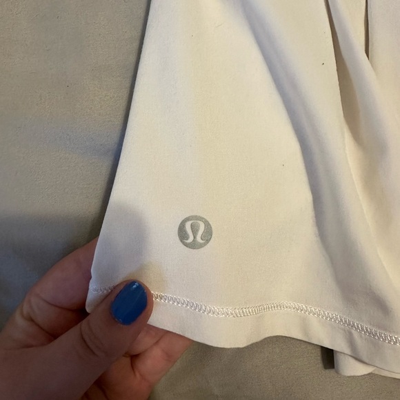 LuluLemon Skort !! Size Large (10) - Picture 4 of 6